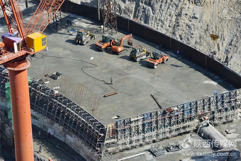 ��һ��(ji��)��2000�ڄ��ߊ^��(zh��n)���h��(j��)μ����һ����2��