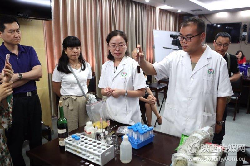 ���ʡʳˎ�O(ji��n)�ܾ��e�kʳƷ��ȫ���{��ӑ��(hu��)