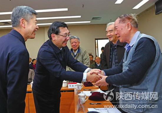 12��16����ʡί��ӛ��ʡ�L����ƽ����������ͨ��W������������_����ƽ����ӛ��Ҫָʾ���H�І������w�Ͻ�����    ӛ��  �μt÷�z