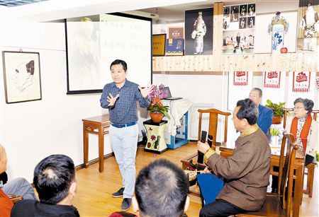 ���죬���o(j��)�������R��������12���깫��ˇ�g(sh��)ɳ��������κ�����e����������κ���A���w���������M(j��n)�����R�����ՌO�RС������������T(m��n)���Իؑ����R�ϵ������c(di��n)�β����d��������С�Ρ��D���R�����ՌO���������݆T�RС���c2001���R���ڸ�e���(hu��)�Ϻ������������Ď������Q�جF(xi��n)��(sh��)�塶���˷�����