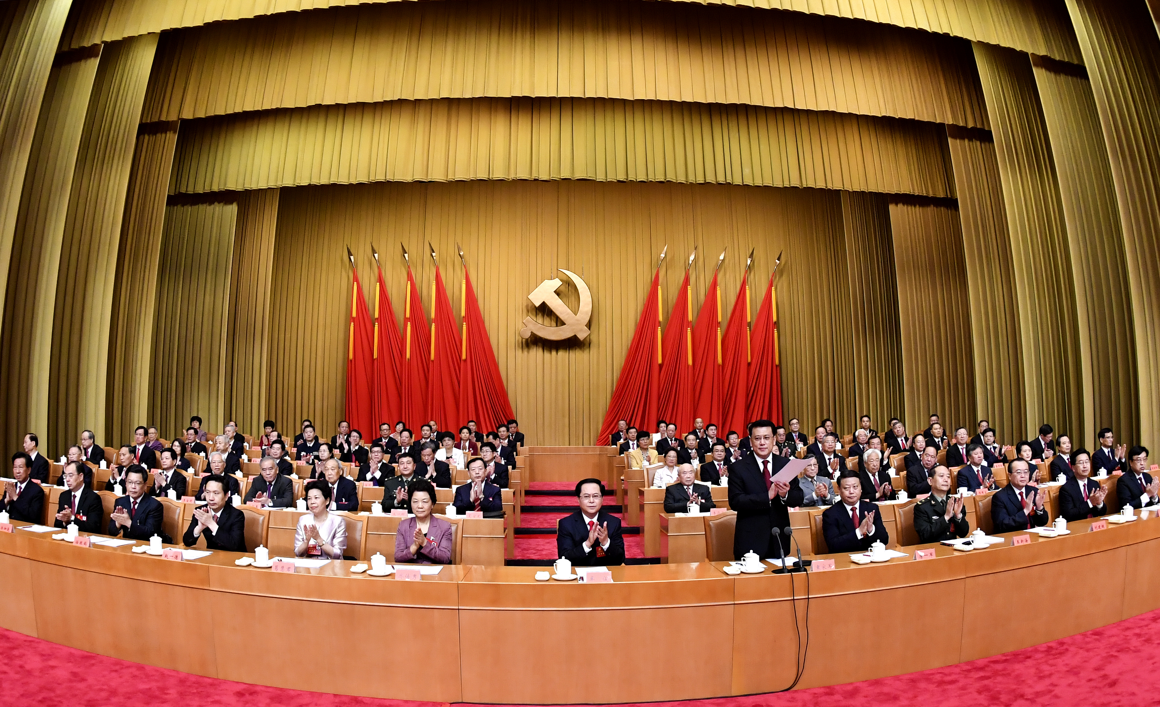 ܇�����Զ������������˰ˑ�(zh��n)�ԡ�ָ����·������ȥ